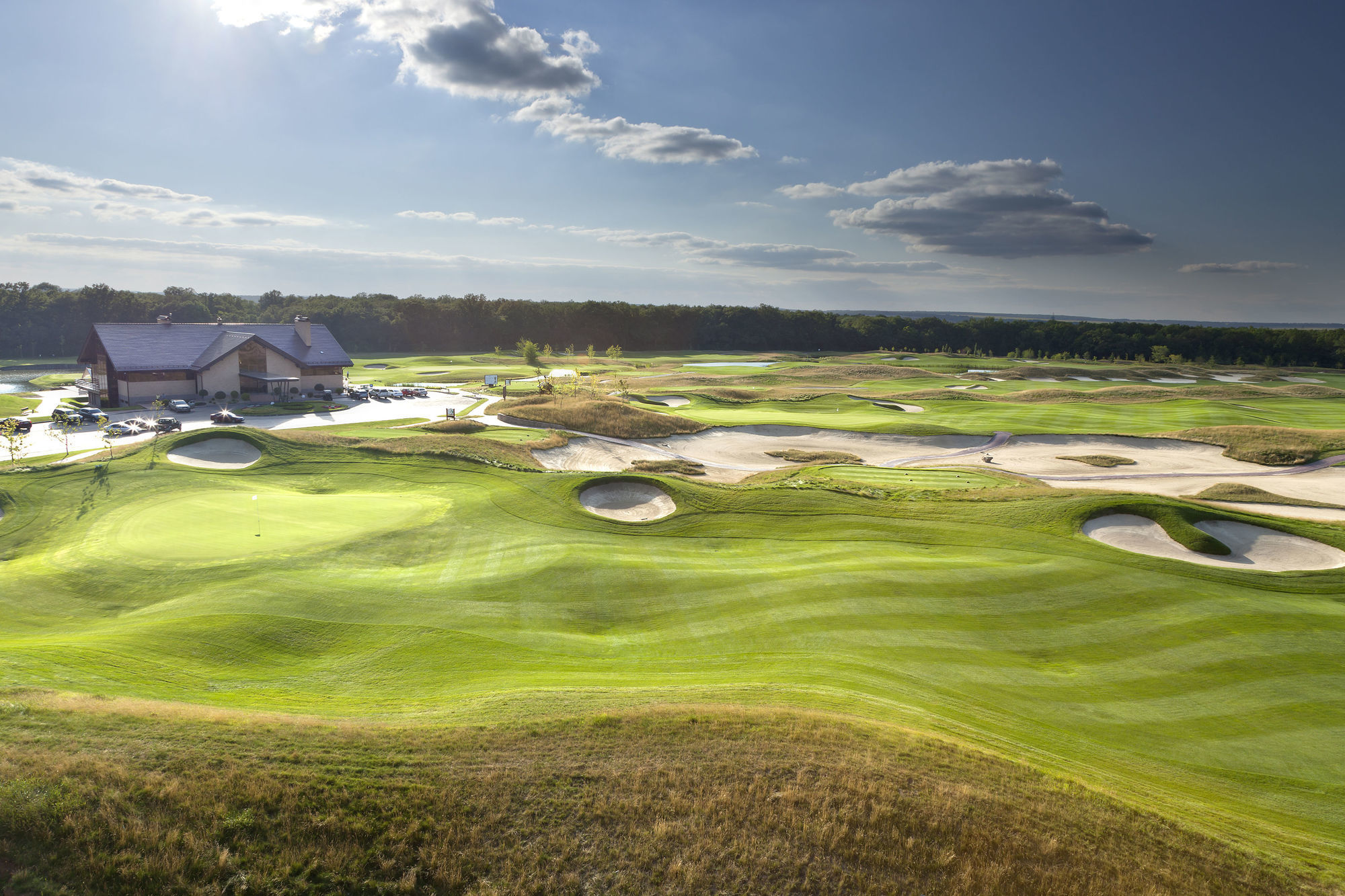 Superior Golf And Spa Resort Harkiv Exterior foto