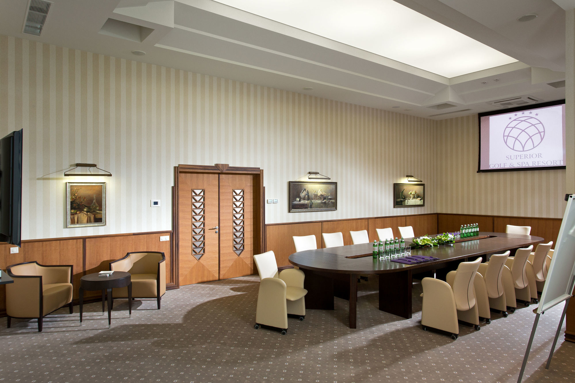 Superior Golf And Spa Resort Harkiv Exterior foto