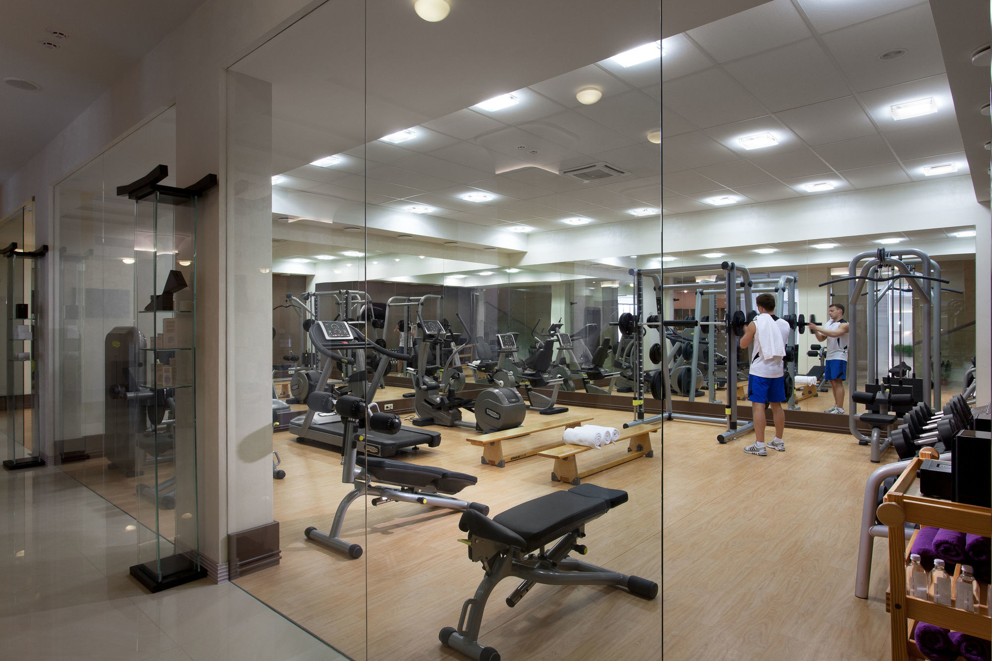 Superior Golf And Spa Resort Harkiv Exterior foto