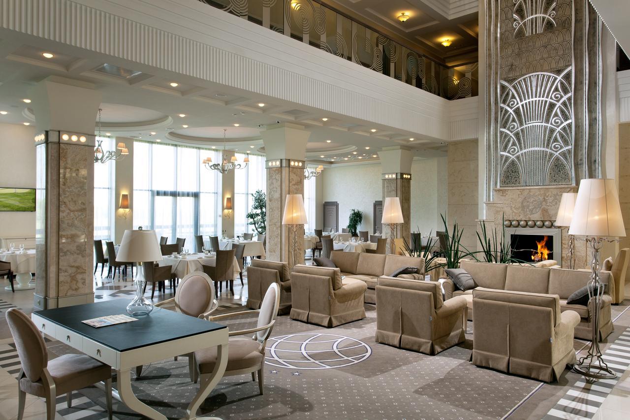 Superior Golf And Spa Resort Harkiv Exterior foto